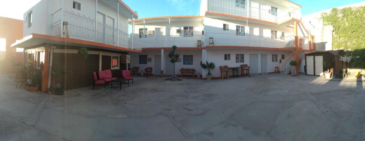 Consul Suites Ciudad Juárez Kültér fotó